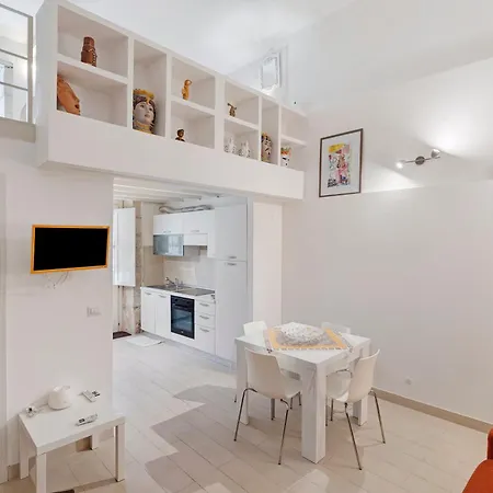 Charming House Ortigia *